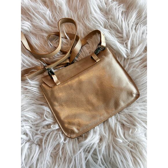 Velez Women's Gold‎ Metallic Leather Crossbody Bag Everyday Minimalist Timeless - Picture 7 of 10